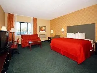 Quality & Mall Of America - Msp Airport 3*