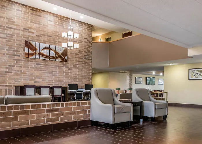 Hotel Quality & Mall Of America - Msp Airport 3*