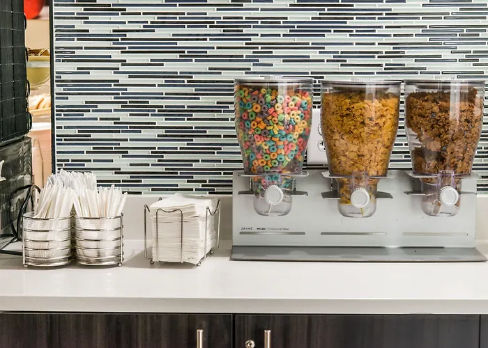 Hotel Quality & Mall Of America - Msp Airport 3*