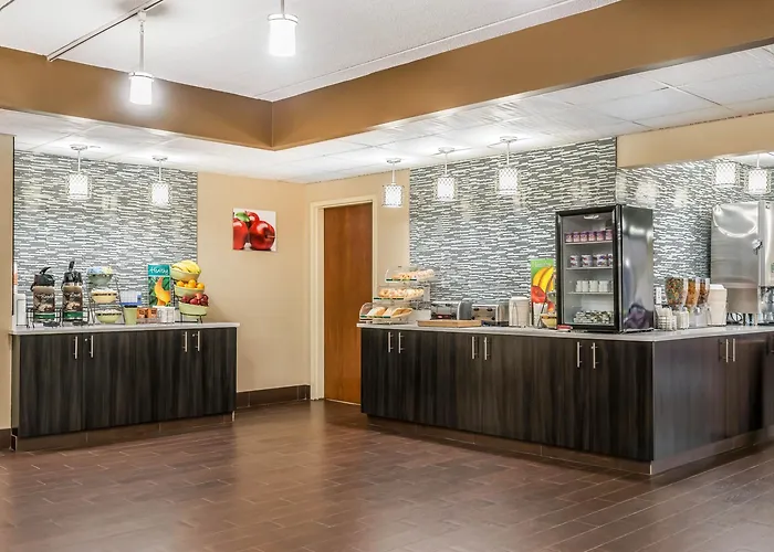 Hotel Quality & Mall Of America - Msp Airport 3*