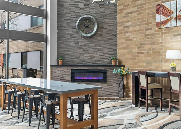 Quality & Mall Of America - Msp Airport 3*
