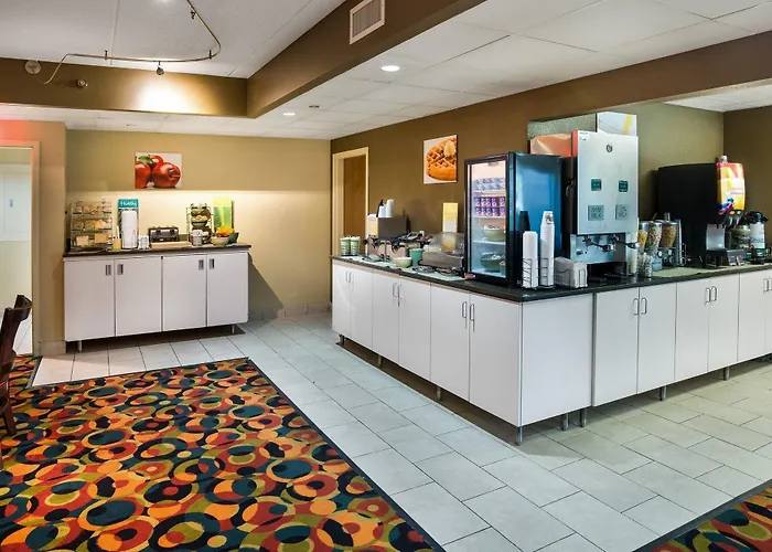 Hotel Quality & Mall Of America - Msp Airport 3*